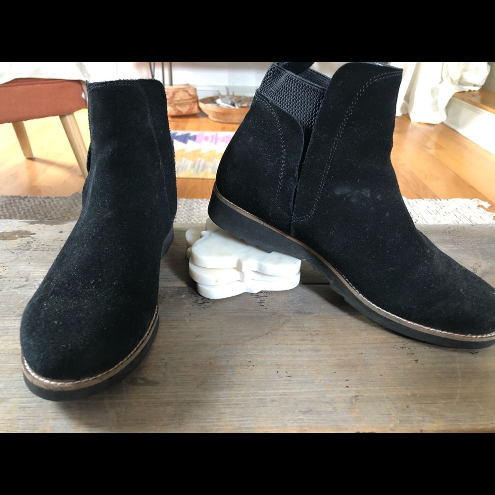 Blondo Chelsea WATERPROOF black ankle boots 8.5